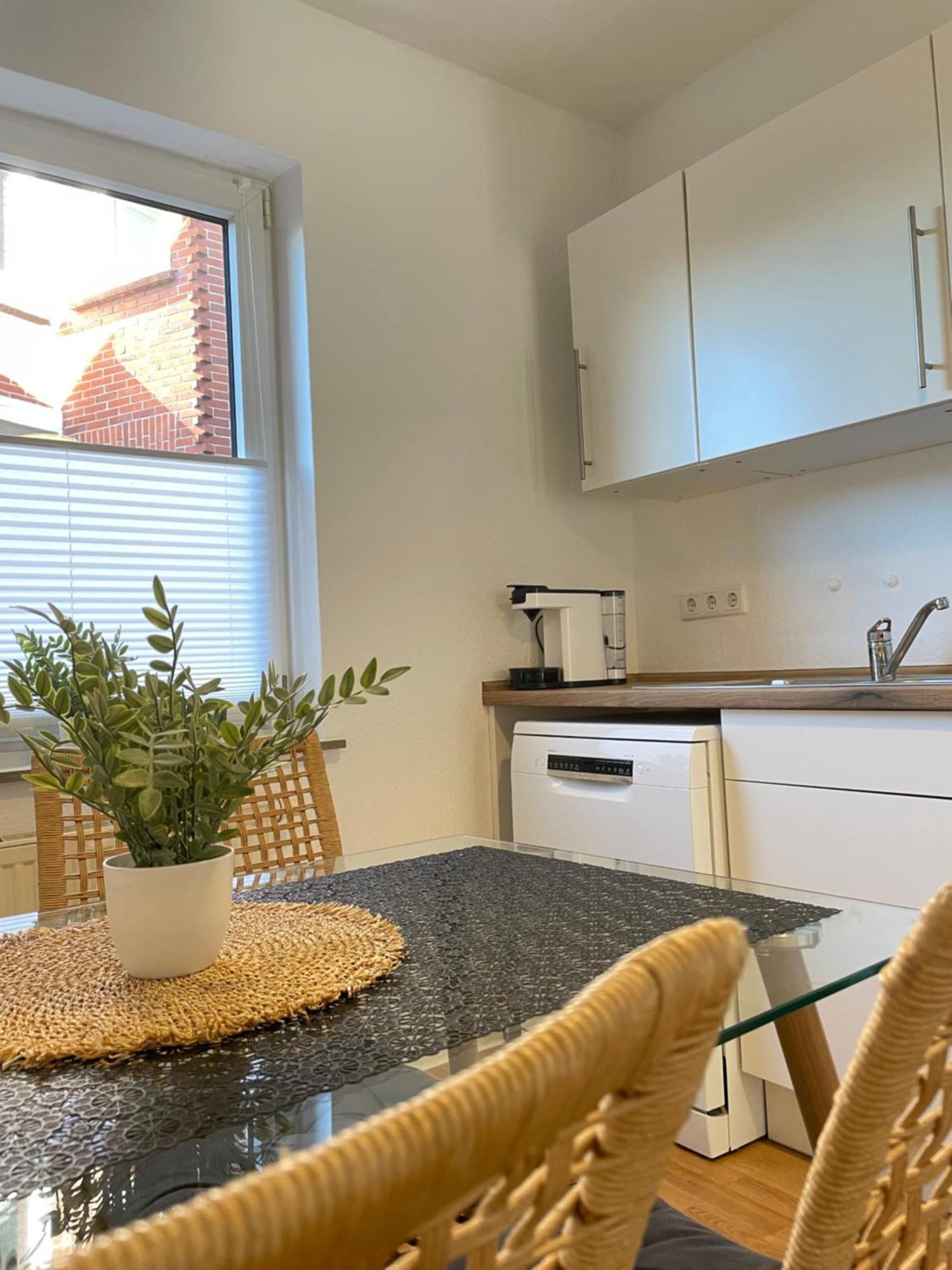 Wlan,Smart Tv,4 Betten, Zentral Emden Kültér fotó